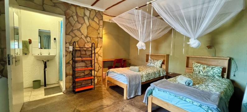 苏克维乡村郊外小屋(Tsumkwe Country Lodge)图片