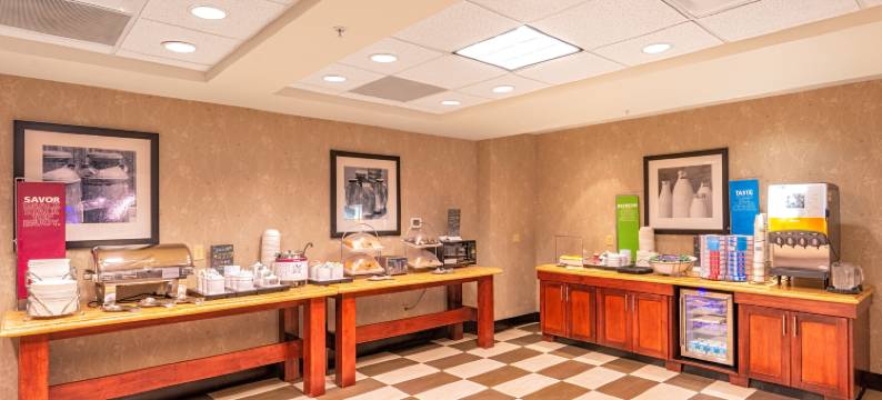 希尔顿欢朋酒店-罗林斯(Hampton Inn Rawlins)图片