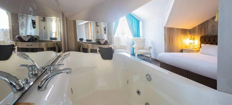 特拉布宗亚丽公园酒店(Anemon Kent Trabzon Otel)图片