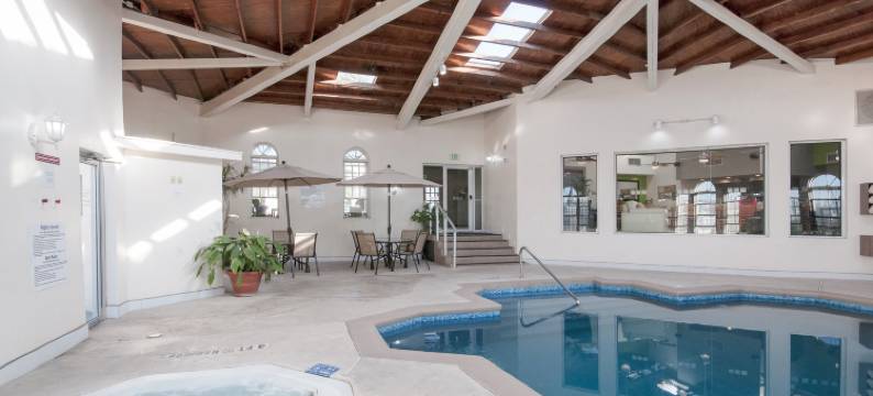 Holiday Inn & Suites 奇瓦瓦(Holiday Inn & Suites CHIHUAHUA EXPO by IHG)图片