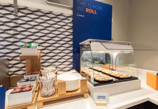 Holiday Inn Express MANHATTAN MIDTOWN WEST by IHG Hotel Overview