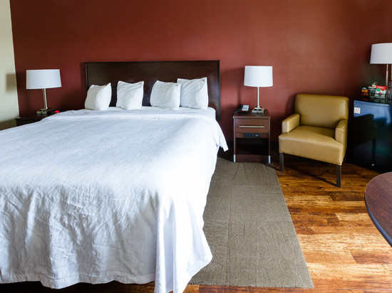 丹维尔红屋顶PLUS酒店