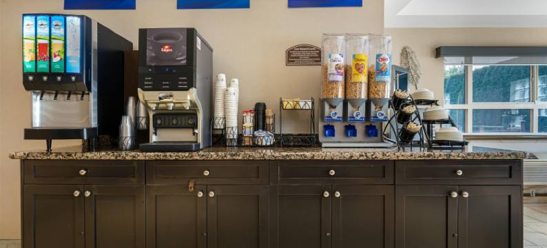 乔治国王贝斯特韦斯特优质套房酒店(Best Western King George Inn  Suites)图片