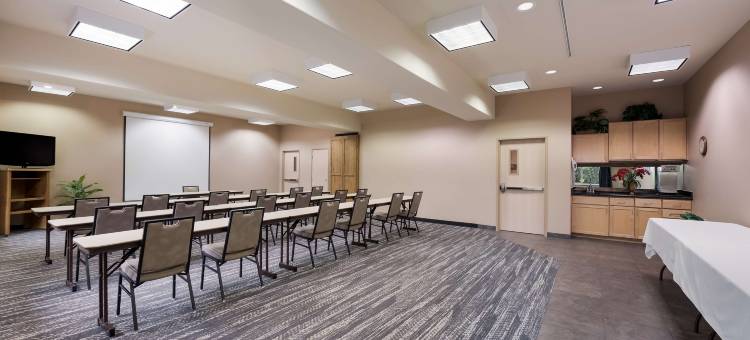 肯特伍德贝斯特韦斯特优质酒店(Best Western Plus Kentwood Lodge)图片