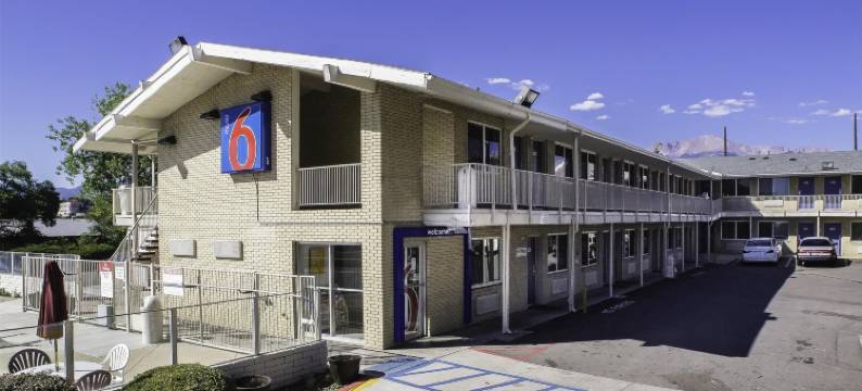 科罗拉多斯普林斯南部/都会区 6 号汽车旅馆(Motel 6 Colorado Springs, CO – South/Metro Area)图片