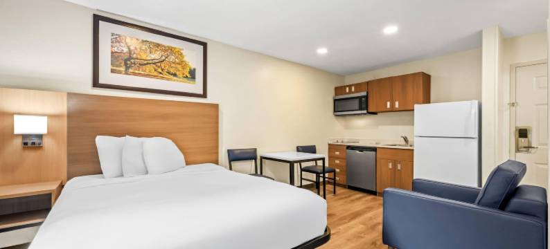 北罗利美茵斯坦套房酒店(MainStay Suites Raleigh North)图片