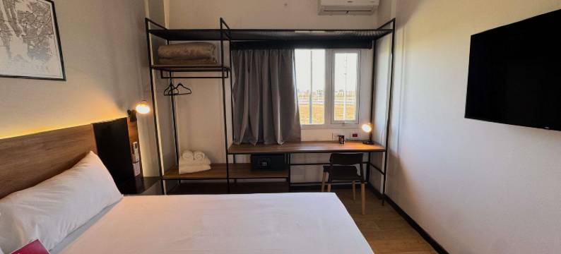 宜必思圣马丁将军港酒店(Ibis Puerto General San Martin)图片