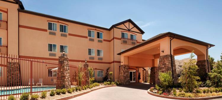 西锡安贝斯特韦斯特优质酒店(Best Western Plus Zion West Hotel)图片