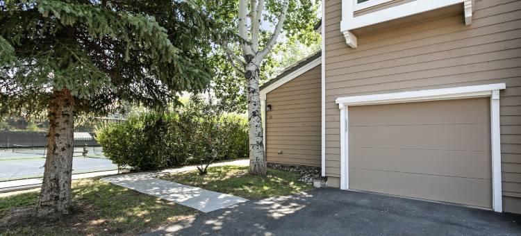 470 Homestead 单元 13 2 卧室联排别墅(470 Homestead Unit 13 2 Bedroom Townhouse)图片