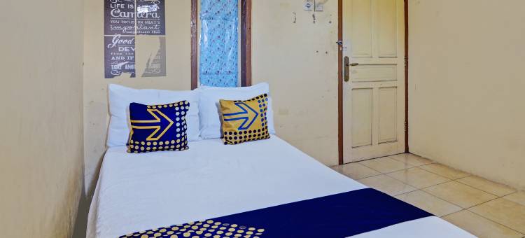 O酒店莉莉公寓伊斯兰旅馆靠近吉塔邦皇家城市(Hotel O Lili Kost SyariahNearKetapang Royal City)图片