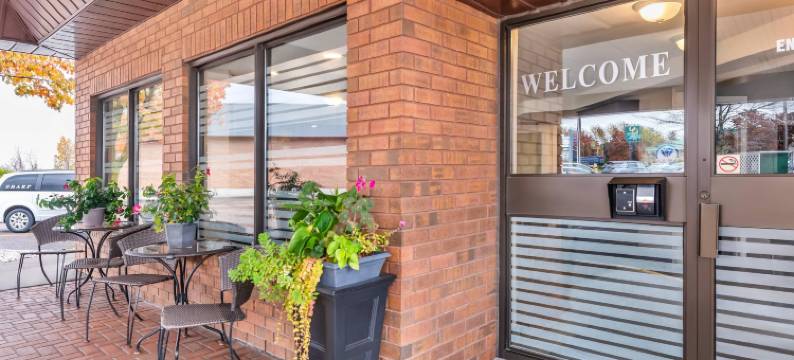 彭布罗克舒适酒店(Comfort Inn)图片