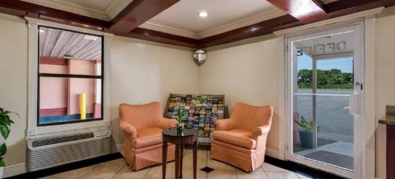 Relax Inn & Suites图片