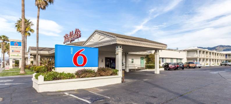 圣拉斐尔6号汽车旅馆(Motel 6 San Rafael, CA)图片