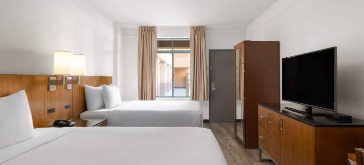 圣地亚哥酒店圈温德姆华美达酒店及套房(Ramada Suites by Wyndham San Diego)图片