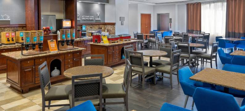 希尔顿欢朋套房酒店-堪萨斯城乡村俱乐部广场(Hampton Inn & Suites Kansas City-Country Club Plaza)图片