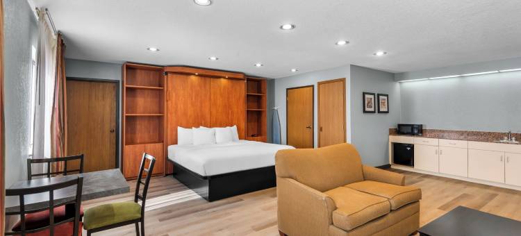 韦弗利凯艺酒店(Quality Inn Waverly)图片