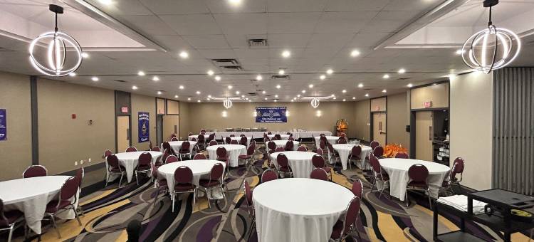 特伦顿温德姆华美达酒店(Ramada by Wyndham Trenton)图片