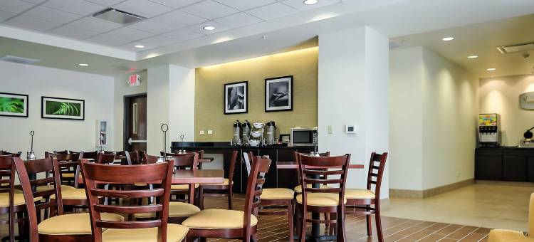 安眠套房酒店(Sleep Inn & Suites - Fort Scott)图片