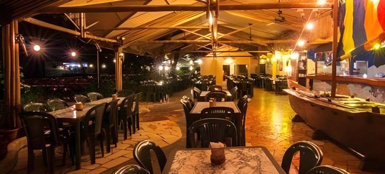 卡玛彦海滩酒店(Camayan Beach Resort)图片