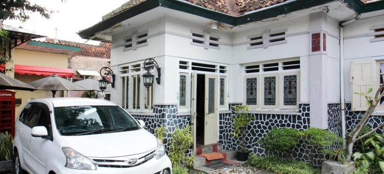 红多兹伊斯兰酒店-近日惹维吉兰(Reddoorz Syariah Near Wijilan Yogyakarta)图片