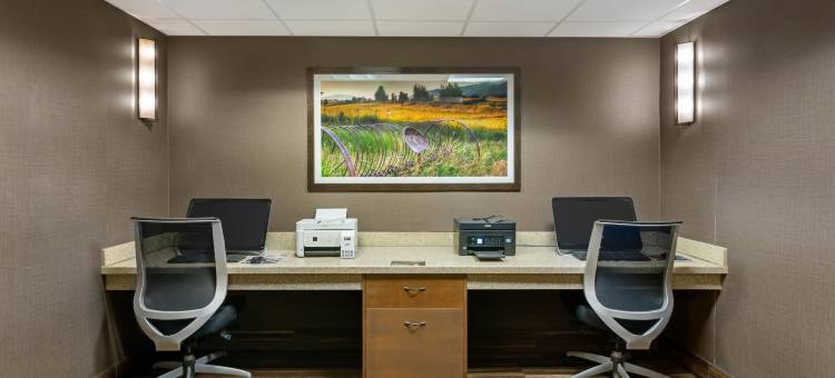 木棉树贝斯特韦斯特优质酒店(Best Western Plus CottonTree Inn)图片