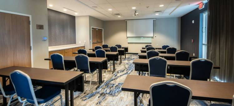 墨尔本维埃拉万枫套房酒店(Fairfield Inn & Suites Melbourne Viera Town Center)图片