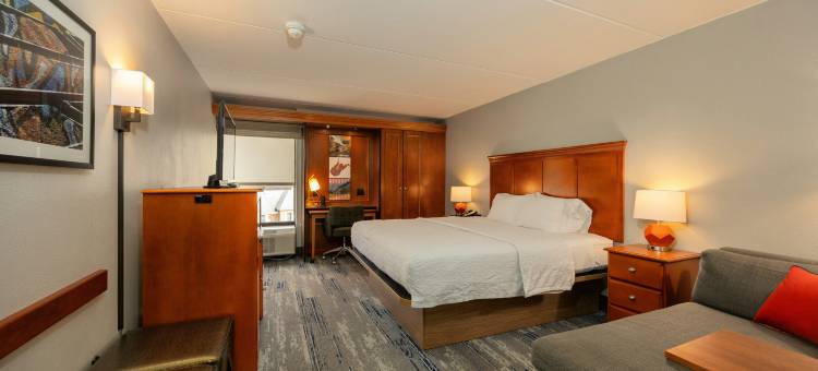 希尔顿欢朋酒店-惠灵(Hampton Inn Wheeling)图片