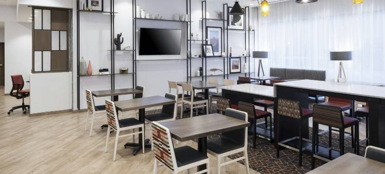 凤凰城市中心欢朋套房酒店(Hampton Inn and Suites by Hilton Phoenix Downtown)图片