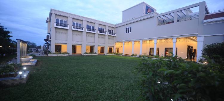 苏利耶花园酒店(Surya Garden)图片