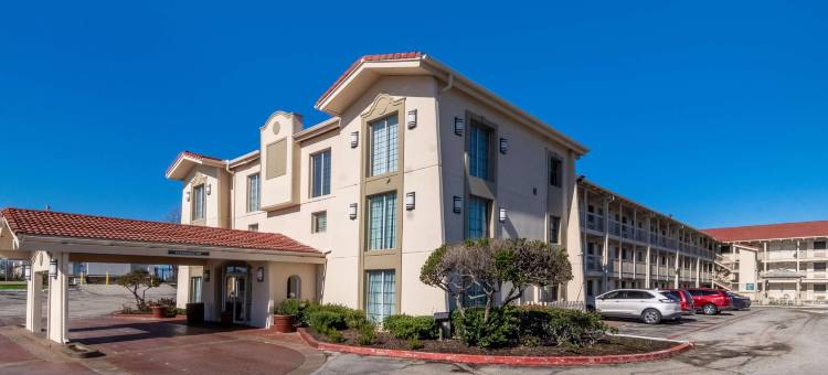 沃思堡西医药中心6号一室公寓酒店(Studio 6 Fort Worth, TX - West Medical Center)图片