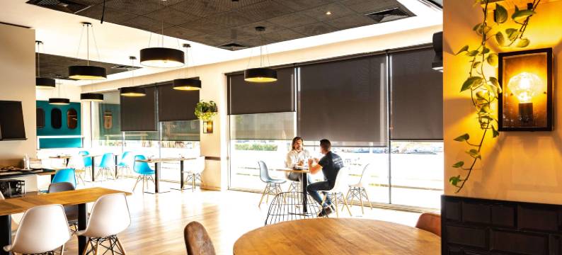 巴塞罗那科内拉费拉旅屋酒店(Travelodge Barcelona Cornellà Fira)图片