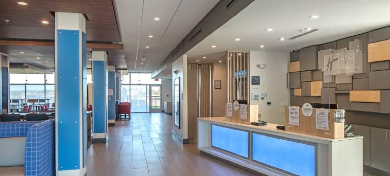 西奥马哈-埃尔克霍恩洲际智选假日套房酒店(Holiday Inn Express & Suites WEST OMAHA - ELKHORN by IHG)图片