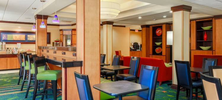 莫沃万枫套房酒店(Fairfield Inn & Suites Mahwah)图片