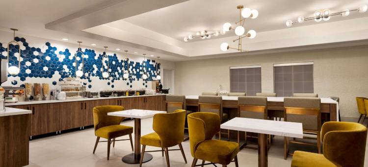 阿瑟港拉昆塔温德姆套房酒店(La Quinta Inn & Suites by Wyndham Port Arthur)图片