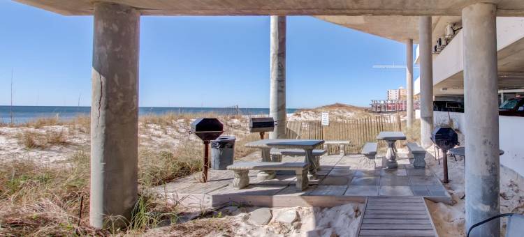 Beach Front - Updated 3 Bedroom Condo Located on 7th Floor图片