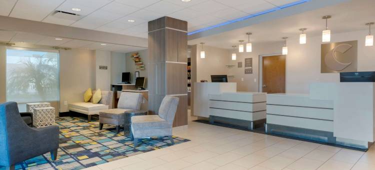 墨尔本棕榈湾温德姆拉昆塔套房酒店(Comfort Inn & Suites Melbourne-Viera)图片