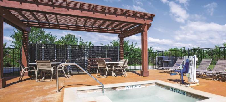 艾达拉昆塔温德姆套房酒店(La Quinta Inn & Suites by Wyndham Ada)图片