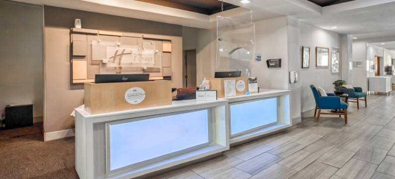 智选假日套房酒店比维尔 by IHG(Holiday Inn Express & Suites Beeville by IHG)图片