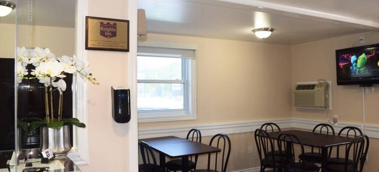 骑士酒店-安普赖尔(Knights Inn Arnprior)图片