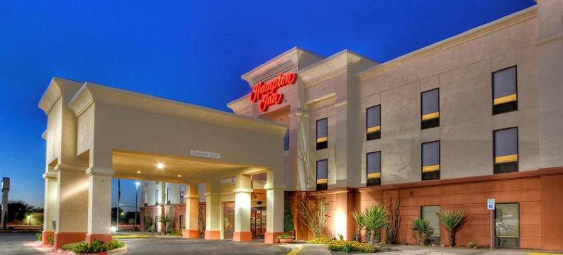 德州米德兰呗盟酒店(Baymont by Wyndham Midland TX)图片