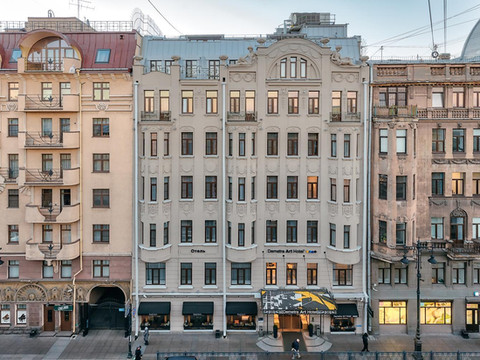 德美特艺术酒店