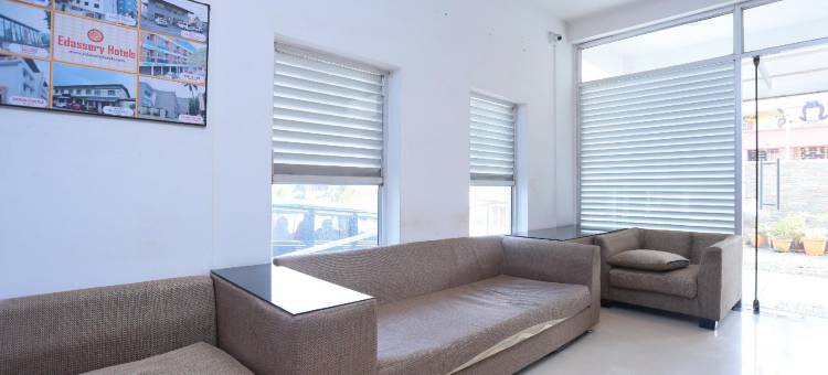OYO 旗舰 16910 王子宫酒店(Super Townhouse Prince Palace)图片