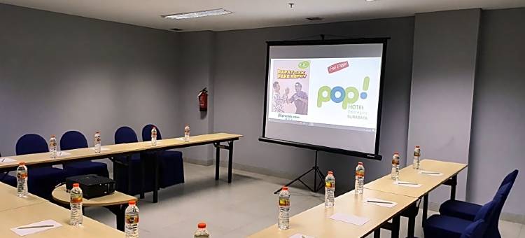 蒂博尼哥罗POP!酒店(Pop! Hotel Diponegoro)图片