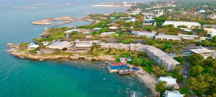 丹戎科杜海滩度假村(Tanjung Kodok Beach Resort)图片