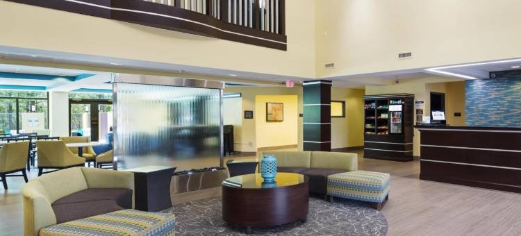 伯明翰贝斯特韦斯特优质套房酒店(Best Western Plus Birmingham Inn  Suites)图片