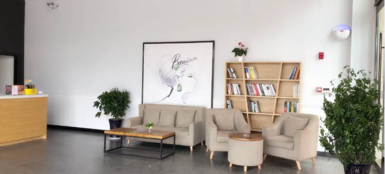 7天优品酒店(潜江火车站龙虾城店)图片