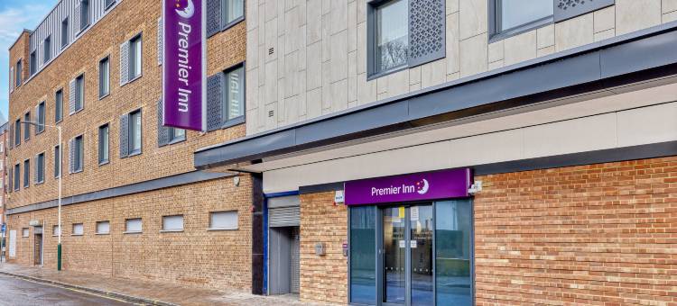 伦敦罗姆福德中心普瑞米尔酒店(Premier Inn London Romford Town Centre)图片