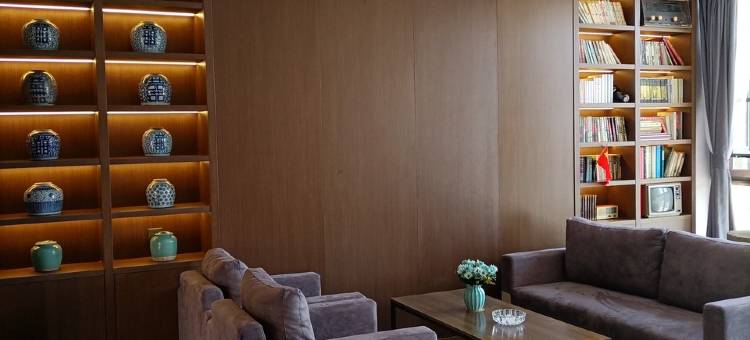 阳新临湖宾馆(仙岛湖天空之城店)图片