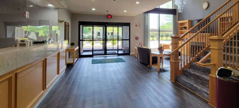 匡蒂科凯艺套房酒店(Quality Inn & Suites Quantico)图片