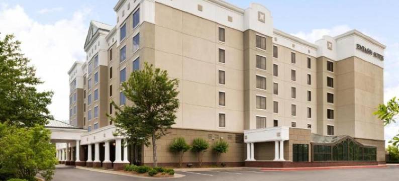 阿尔法利塔翡翠希尔顿安泊酒店(Embassy Suites by Hilton Alpharetta Halcyon)图片
